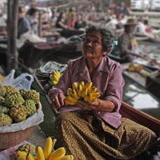 floating market vendor.jpg